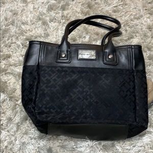 Black Tommy purse